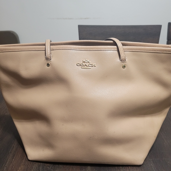 Coach Tan Leather Tote Bag - Picture 1 of 14